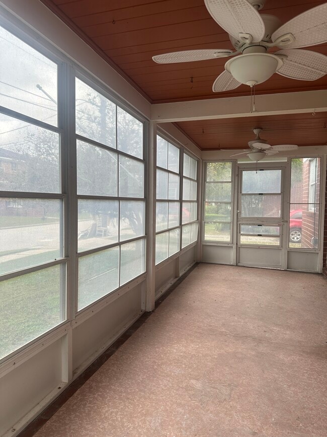 Building Photo - 3150 Belden Cir