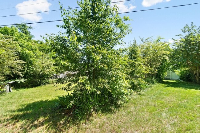 Building Photo - 478 Thompkins Ln