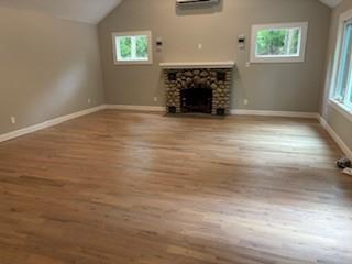 Building Photo - 11 Triple Oak Ln