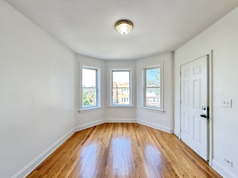Building Photo - 4251 W Haddon Ave