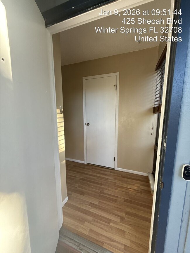 Building Photo - Winter Springs Gem: 2 BED 1.5 BATH Two-Story Condo with Amazing Amenities - (BAYTREE 4 CONDOS)