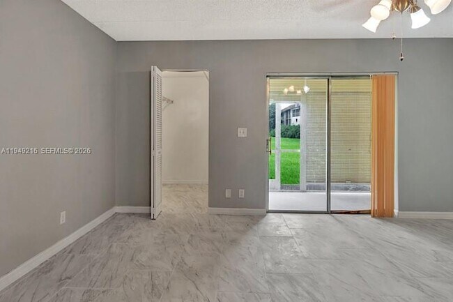 Building Photo - 2200 Springdale Blvd