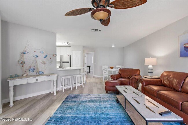 Building Photo - 17 Arbor Club Dr