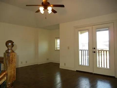 Building Photo - 2320 Lynbridge Cir