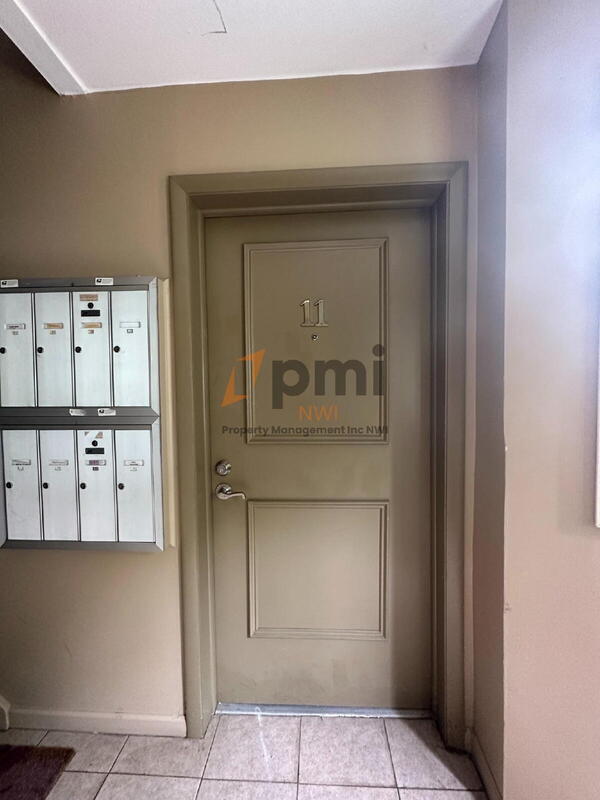 Building Photo - 105 Harrington Ave