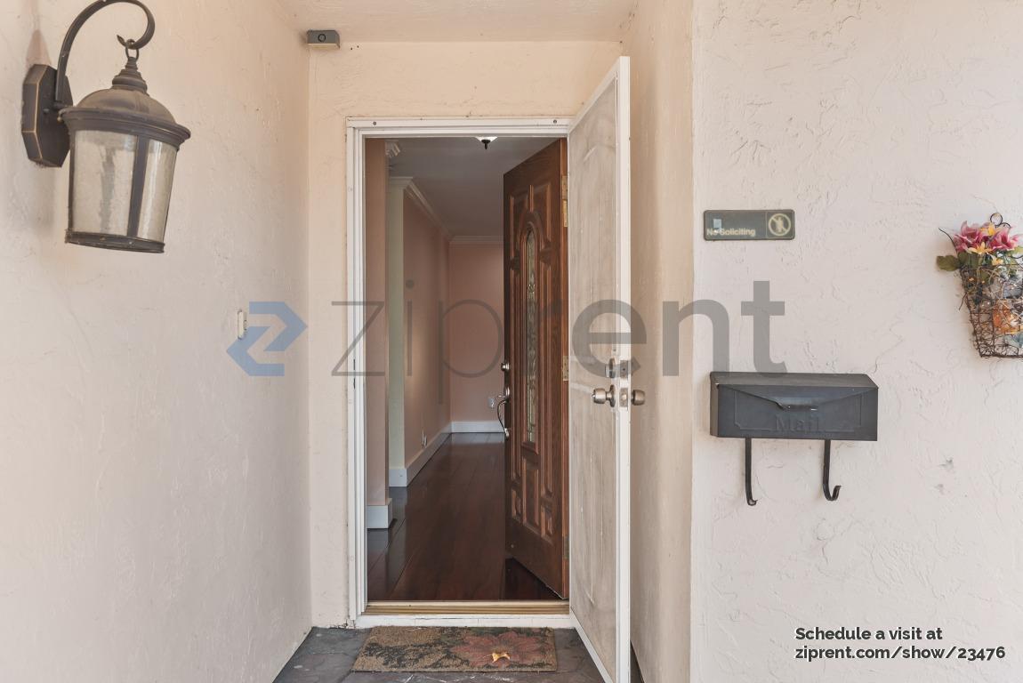Building Photo - 1656 Messina Dr