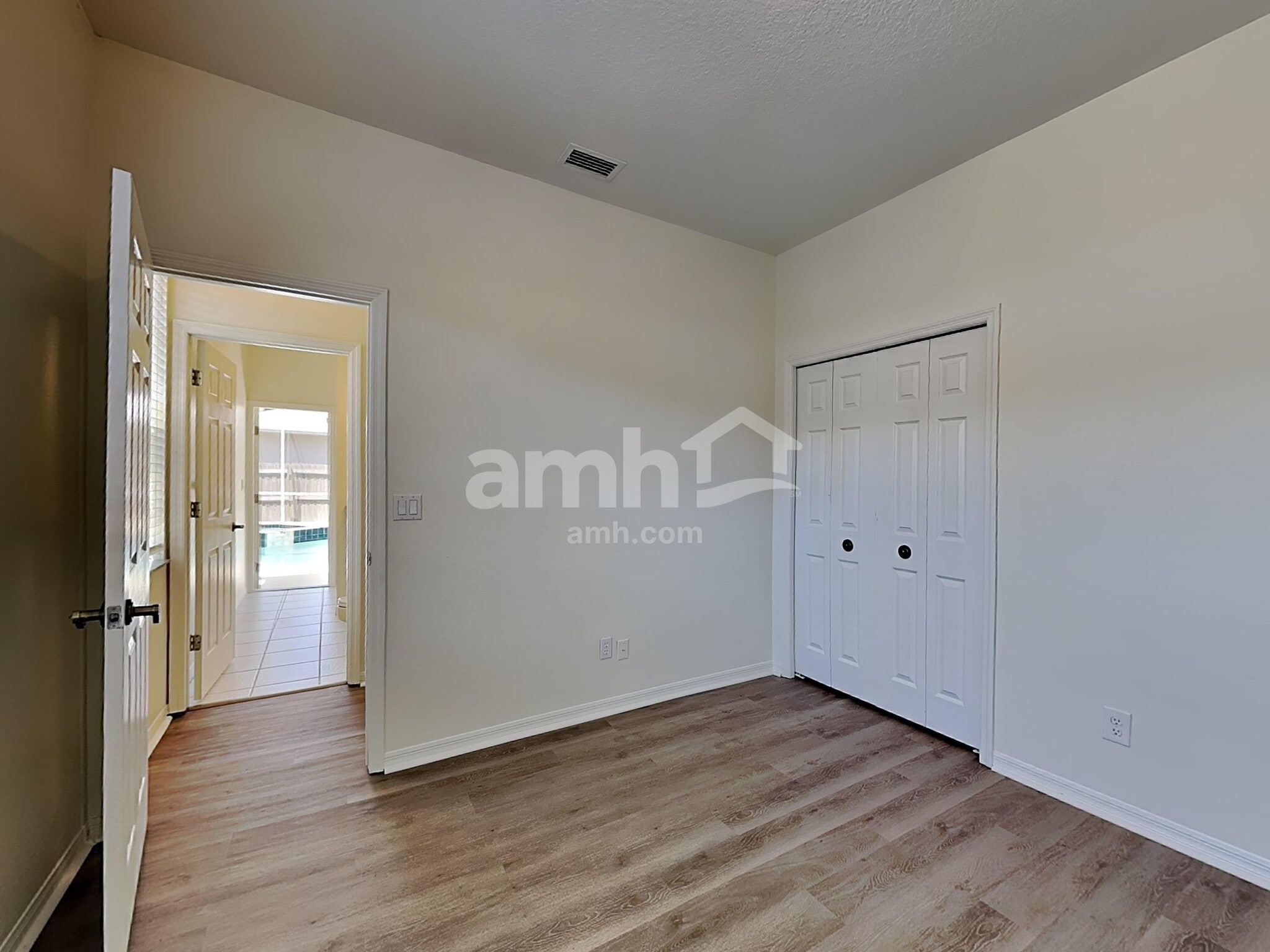 Building Photo - 9303 Heritage Oak Ct