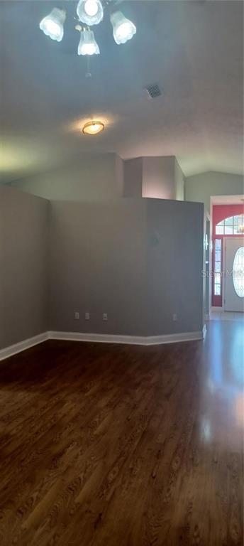 Building Photo - 10907 New Brighton Ct