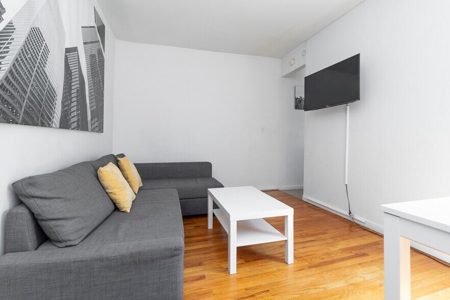 Building Photo - 315-317 East 95th Street-SI ID1032046P