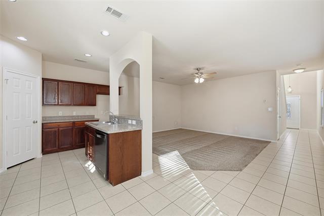 Building Photo - 813 Parkplace Ridge