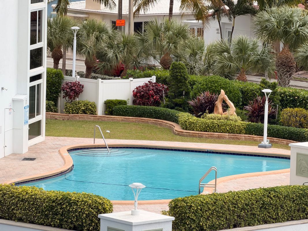 Building Photo - 2701 N Ocean Blvd