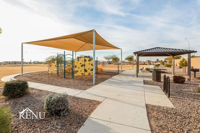 Building Photo - 35607 W San Capistrano Ave