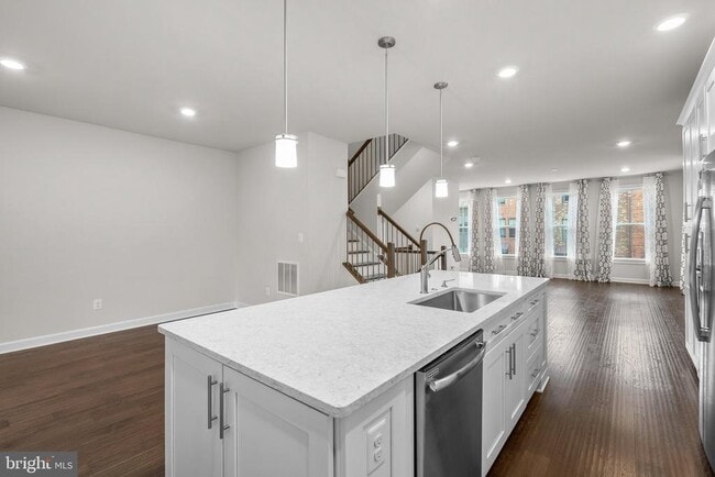 Building Photo - 9271 Wood Violet Ct