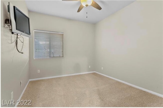 Building Photo - 778 Fairway Dr