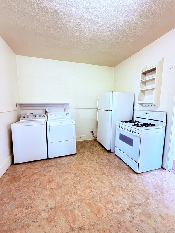 Building Photo - 722 E Drachman St
