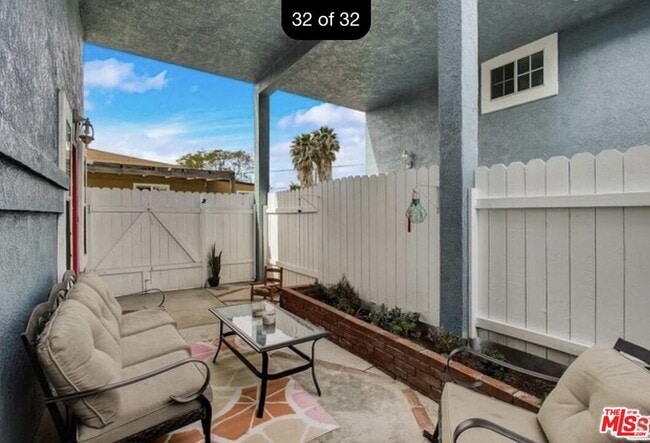 Building Photo - 4843 W 118th Pl