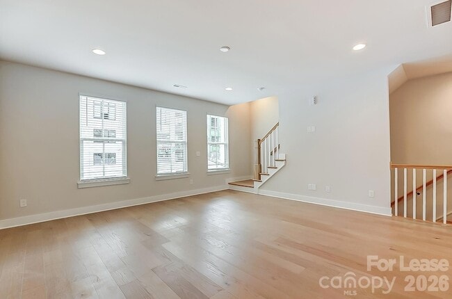 Building Photo - 2308 Chamberlain Ave