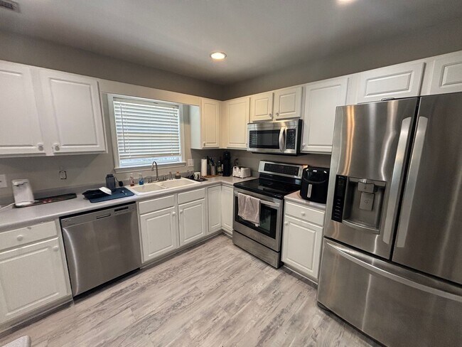 Building Photo - 3 Bed 2 Bath Single  Family Home in OGDEN/Murrayville