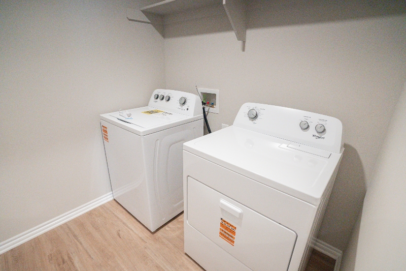 Building Photo - 2912 Firefly Dr