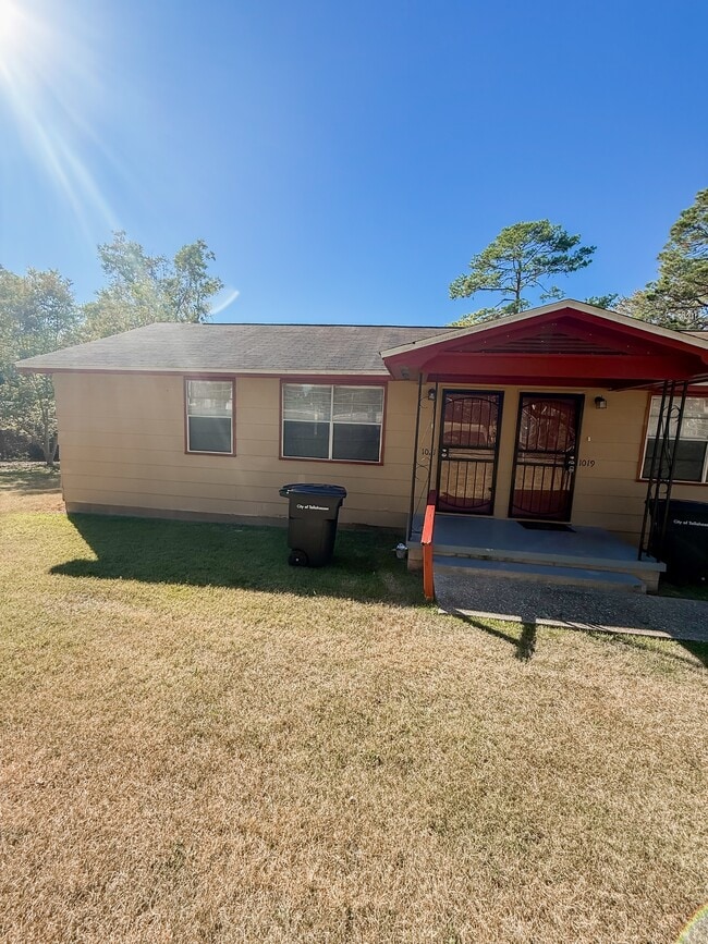 Building Photo - 1021 Griffin St