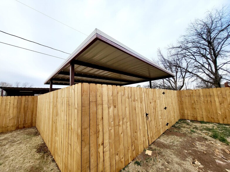 Building Photo - 3505 Houston Ave