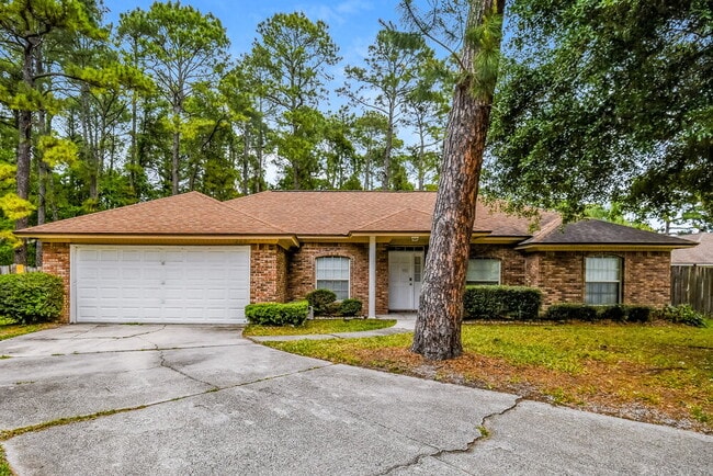 Primary Photo - 283 Springfield Ct