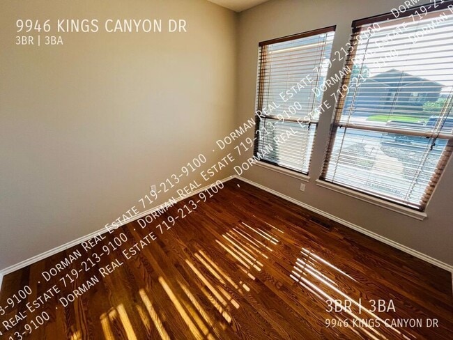 Building Photo - 9946 Kings Canyon Dr