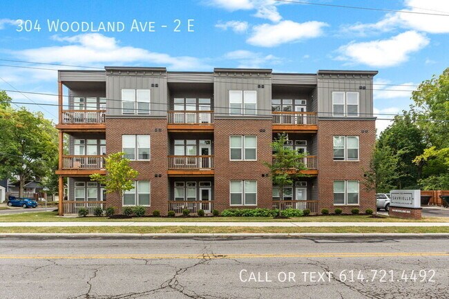 Building Photo - 304 Woodland Ave