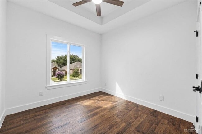 Building Photo - 28 N Pedaso del Sol St