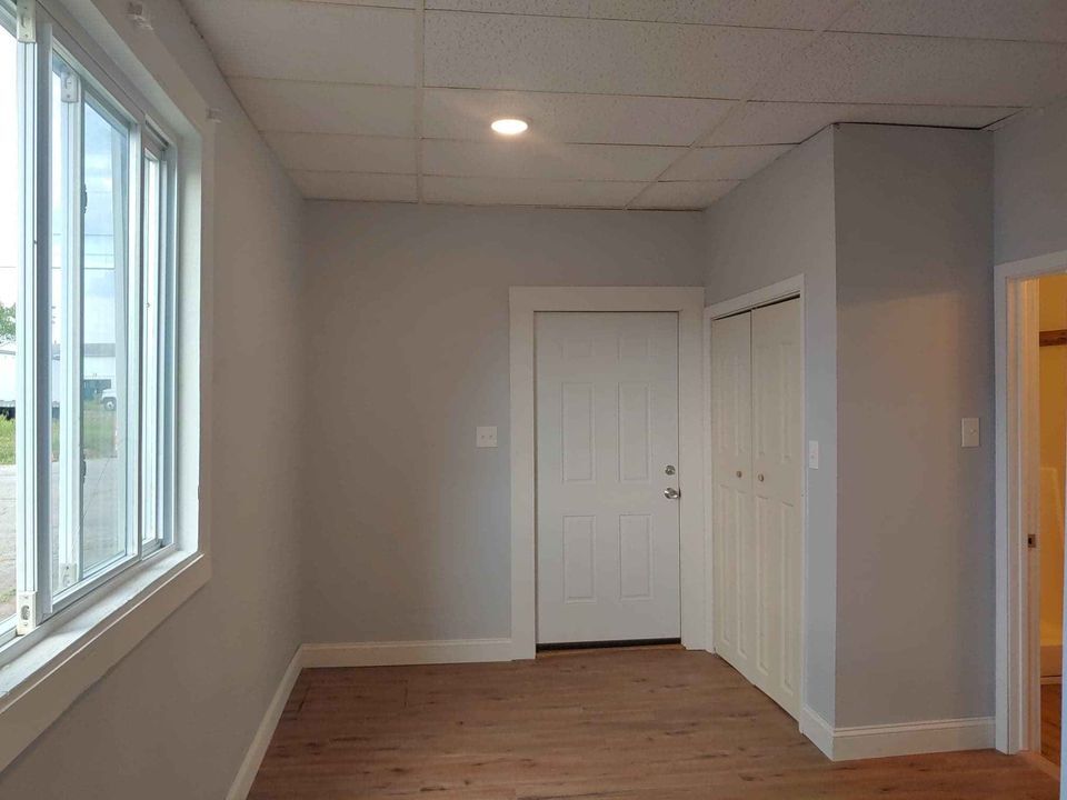 Building Photo - 35 S Salem-Warren Rd