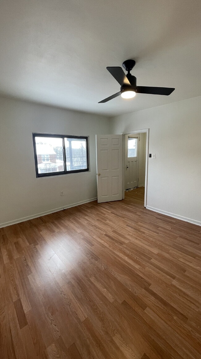 Building Photo - Spacious 3-Bedroom in Bellevue – Minutes from Downtown Pittsburgh!