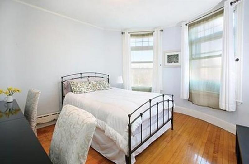 Building Photo - 1793 Beacon St