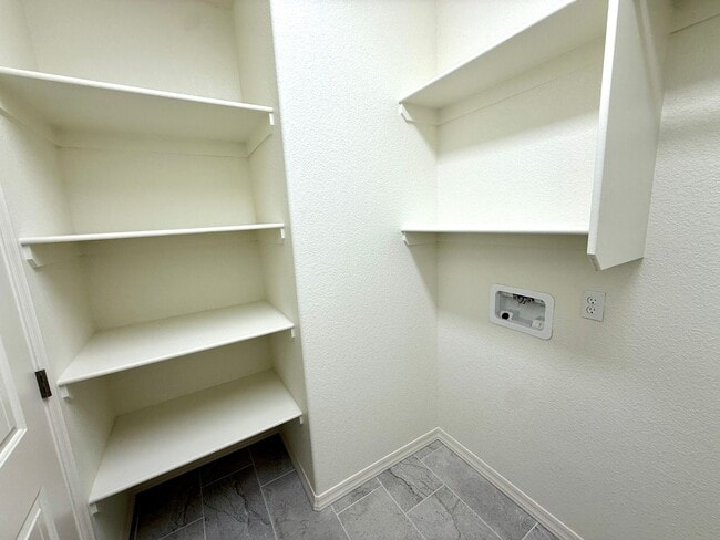 Building Photo - Brand-New 2025-Built 4 Bedroom Home for Re...