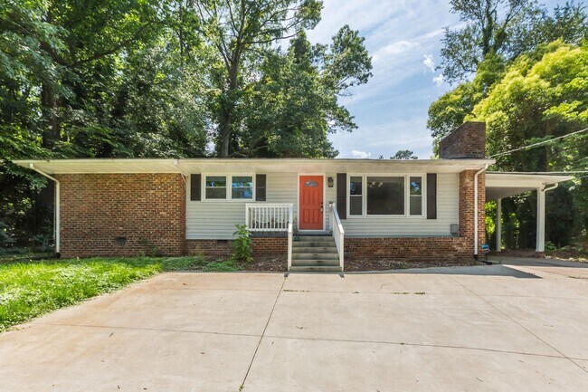 Building Photo - Ardmore Townhome Available Now