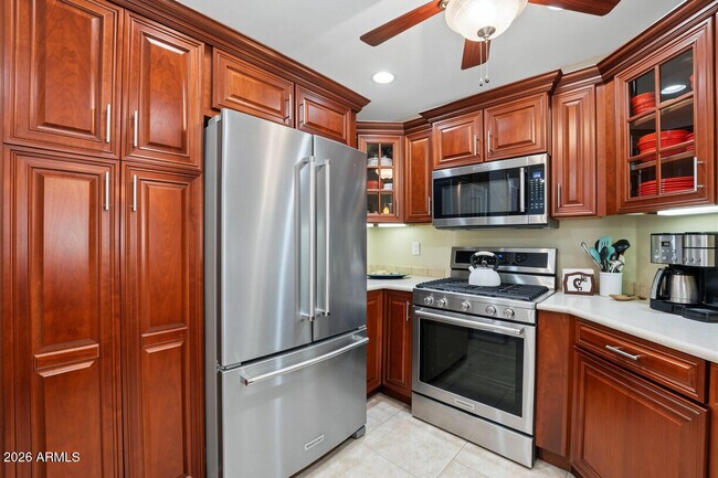 Building Photo - 5350 E Deer Valley Dr