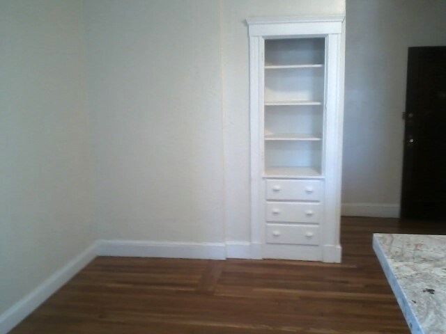 Building Photo - 2001 Commonwealth Ave