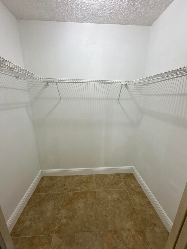 Building Photo - 1751 NW 75th Ave