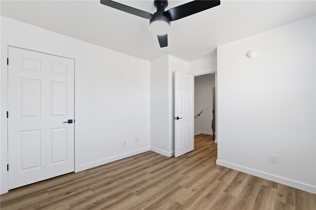Building Photo - 2300 SE Jayel Terrace