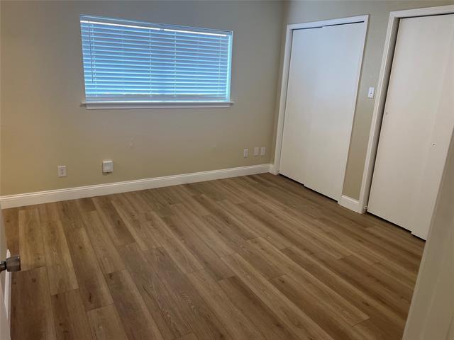 Building Photo - 404 Central Park Dr