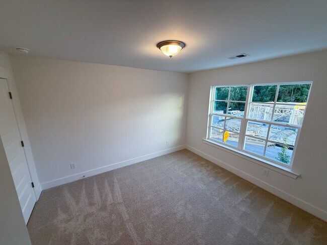 Building Photo - 1 Wildewood Park Dr