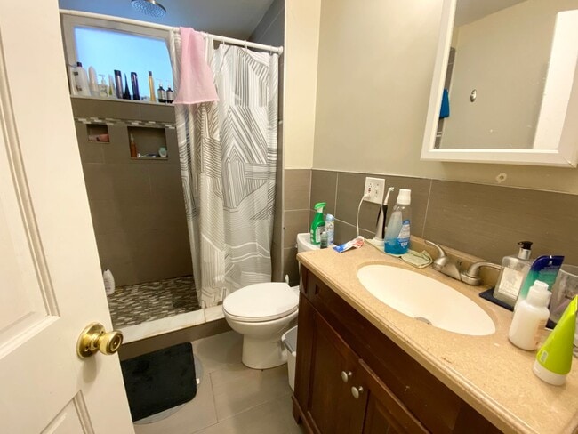 Building Photo - Calumet Street in Mission Hill - 4Bed Modern $5600