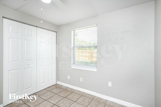 Building Photo - 493 Notre Dame Drive