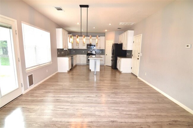 Building Photo - 916 Brighton Pl