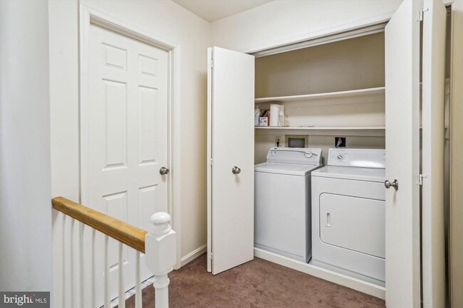 Building Photo - 8901 Montgomery Ave