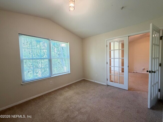 Building Photo - 13810 Sutton Park Dr N