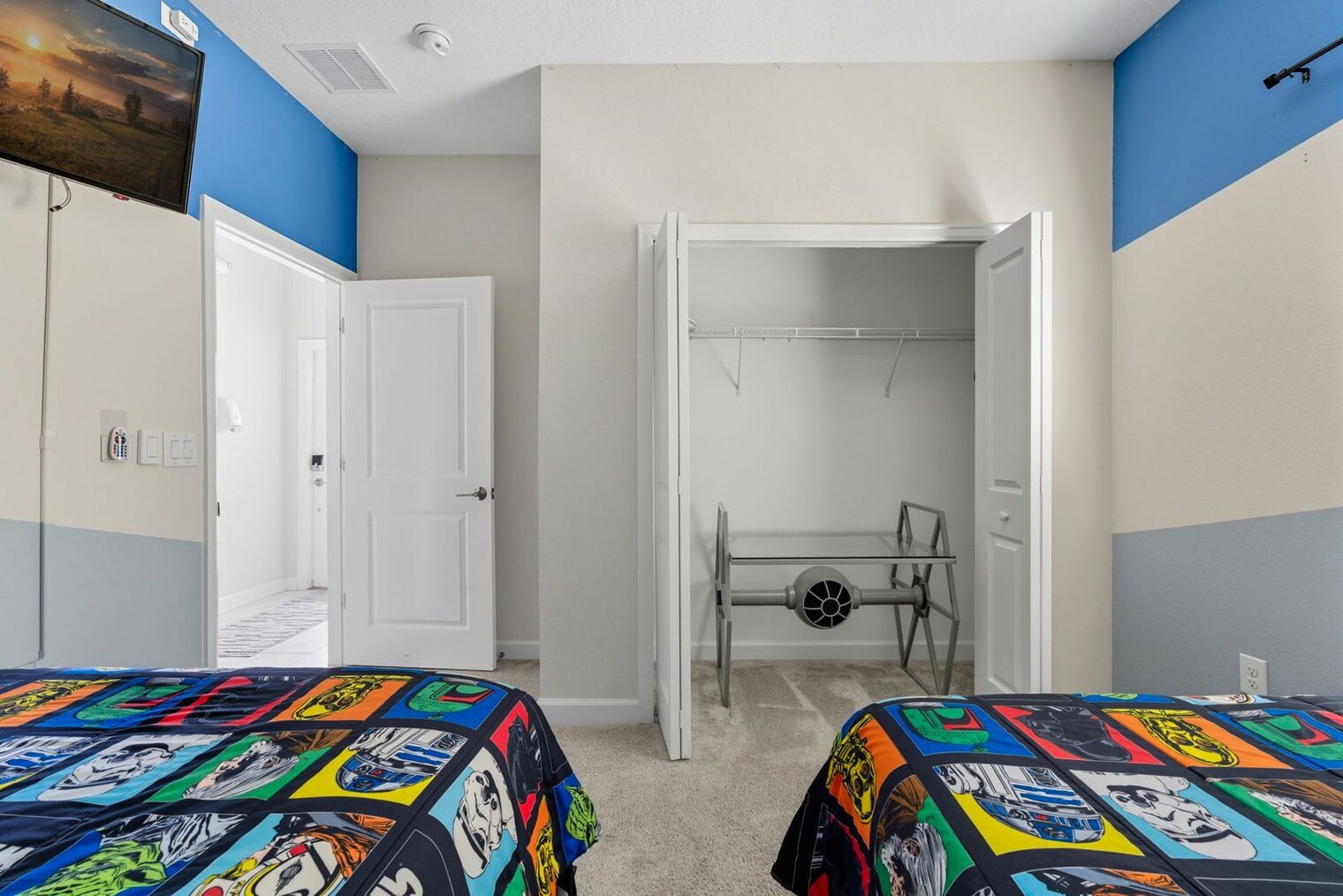 Building Photo - 1128 Challenge Dr