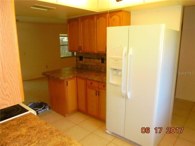 Building Photo - 902 Plum Tree Ln