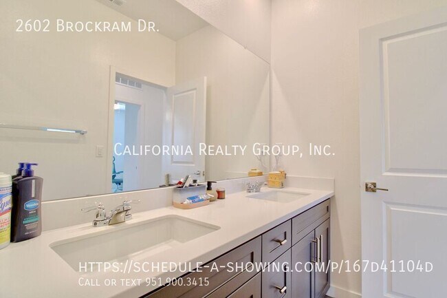 Building Photo - 2602 Brockram Dr