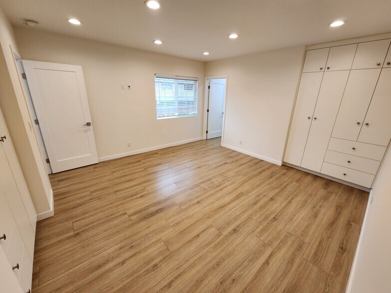 Building Photo - 14203 Burton St