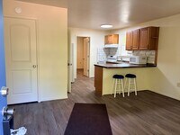 Building Photo - 6247 Jefferson Park Rd